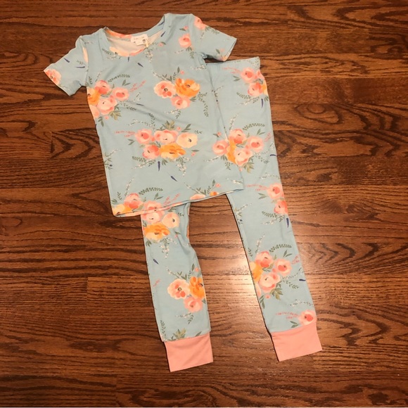 NEW Angel Dear Pajamas 2-piece Set - Picture 2 of 8